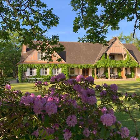 Les Vieux Guays Bed and Breakfast Cerdon  Exteriör bild