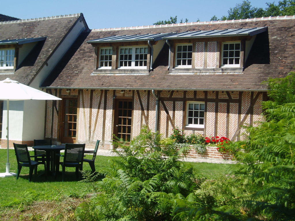 Les Vieux Guays Bed and Breakfast Cerdon  Rum bild