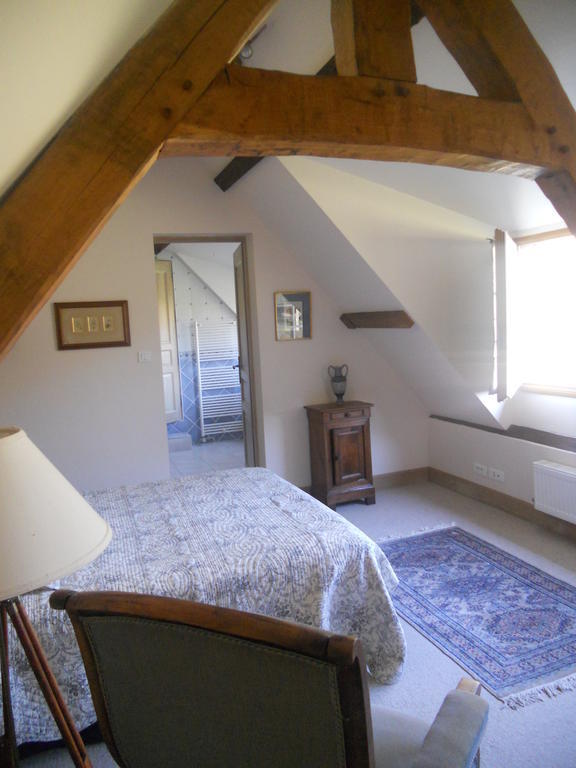 Les Vieux Guays Bed and Breakfast Cerdon  Rum bild