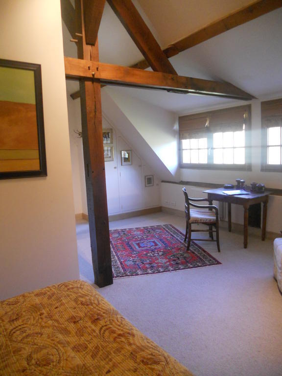 Les Vieux Guays Bed and Breakfast Cerdon  Rum bild