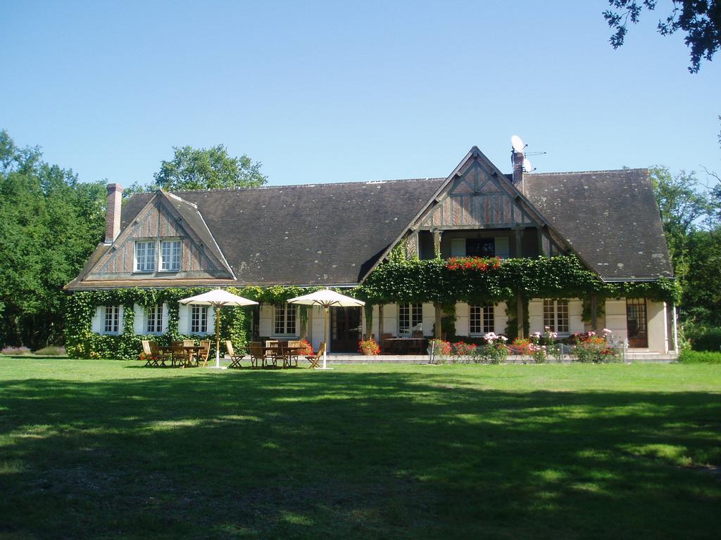 Les Vieux Guays Bed and Breakfast Cerdon  Exteriör bild
